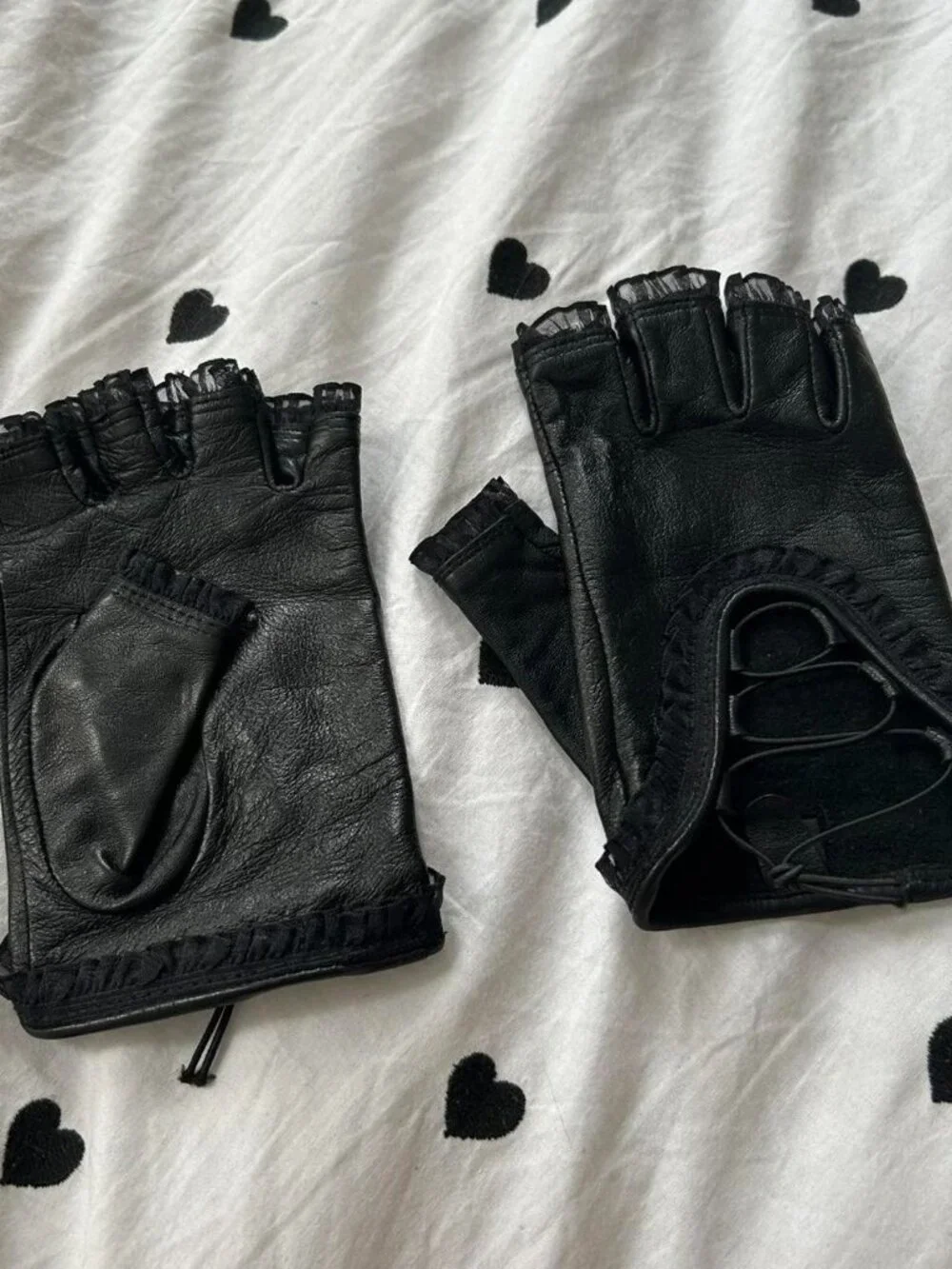 Black Lace Up Fingerless Gloves